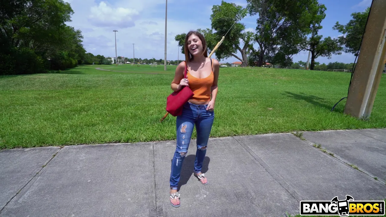 Pammy Bee - Regretted Ditching Hot Tits and Ass | Picture (66)