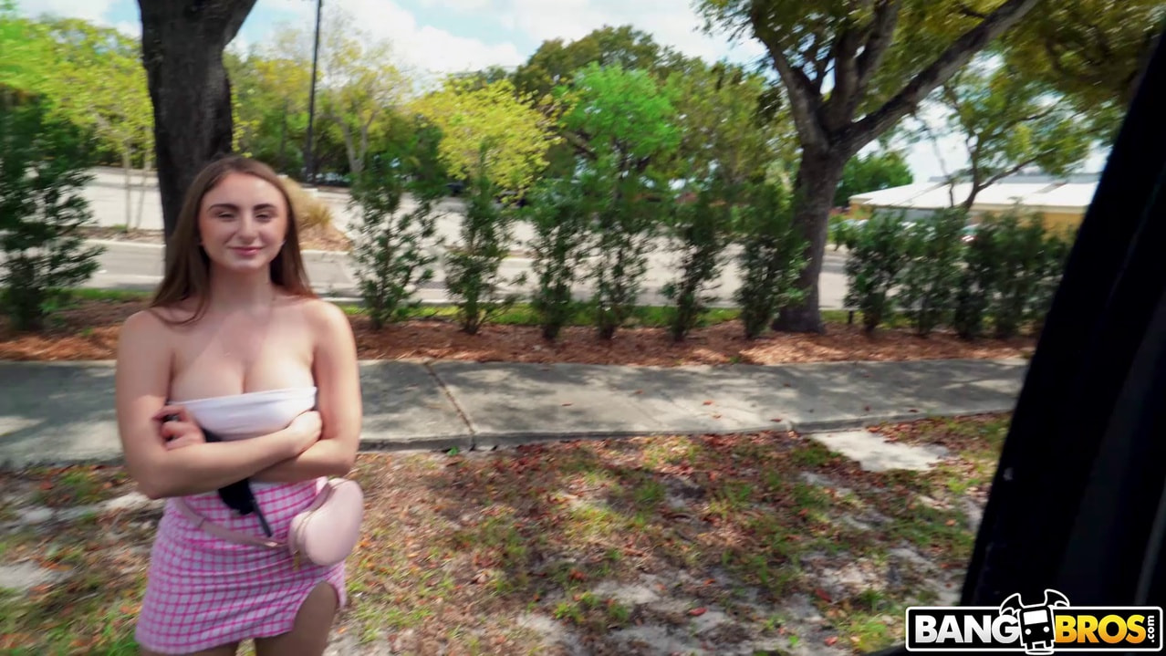 Hottie With Perfect Tits Fucks for Money