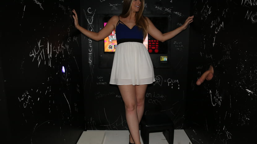 ¡El GloryHole hace que llueva y semen!
