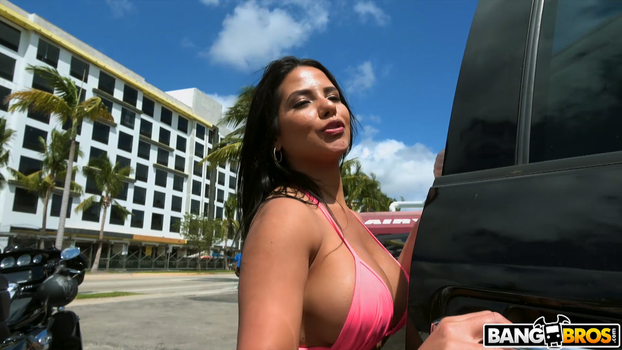 Rose Monroe Fucks in Public