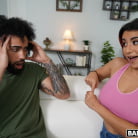 Roxie Sinner in 'Don't Ruin This!'