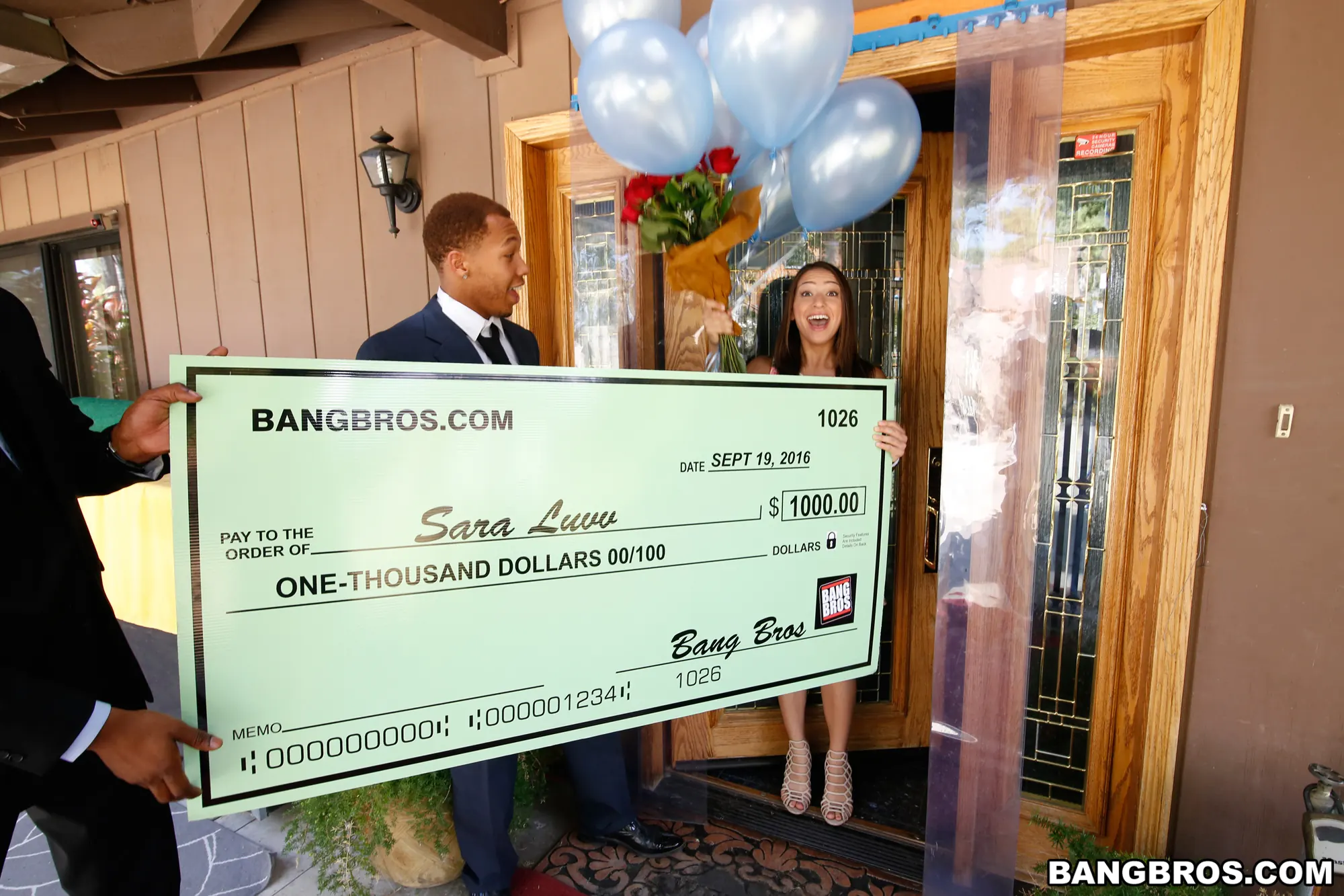 Sara Luvv - Sara Luvv Takes On 2 Monster Cocks | Picture (64)