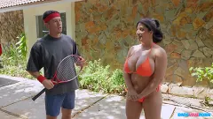 Sarah Arabic - Juego de tenis familiar cachonda | Picture (46)