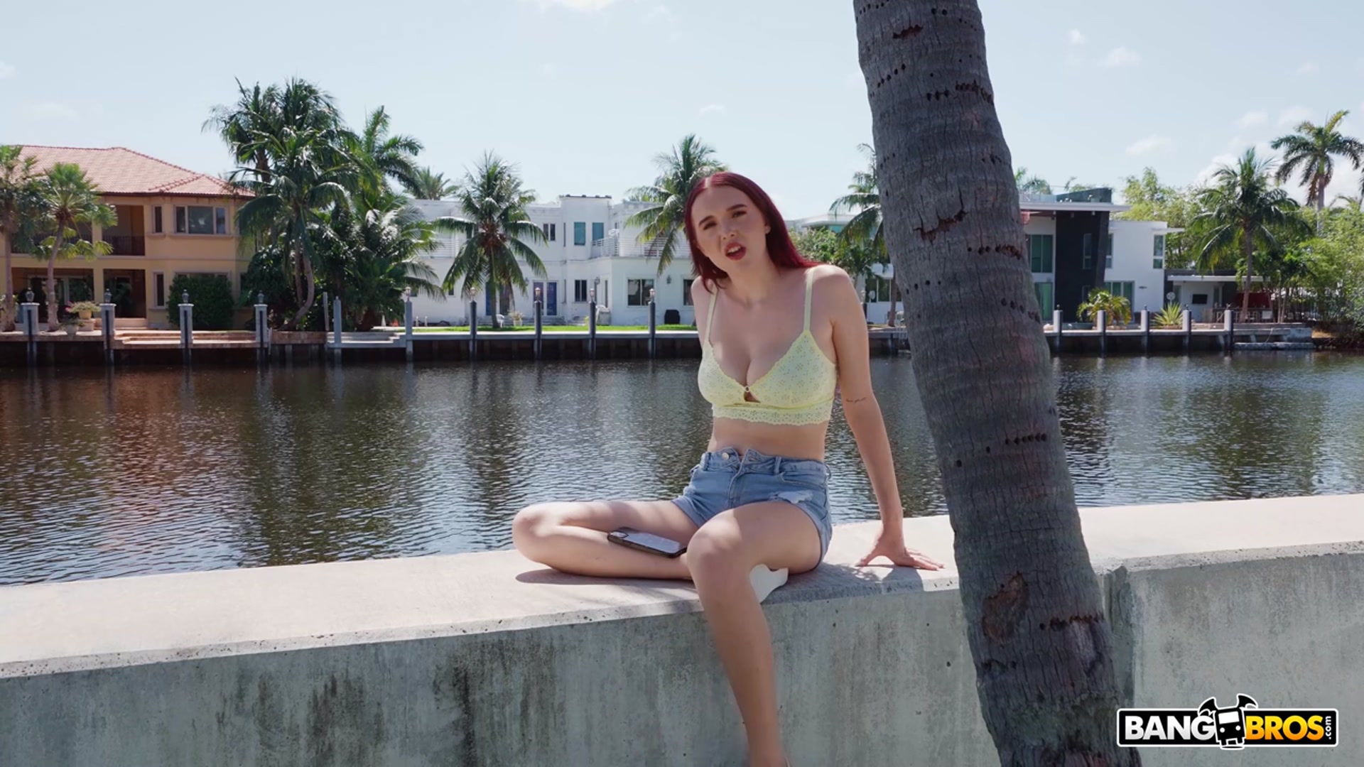 Scarlett Rose Gets Vacation Dick