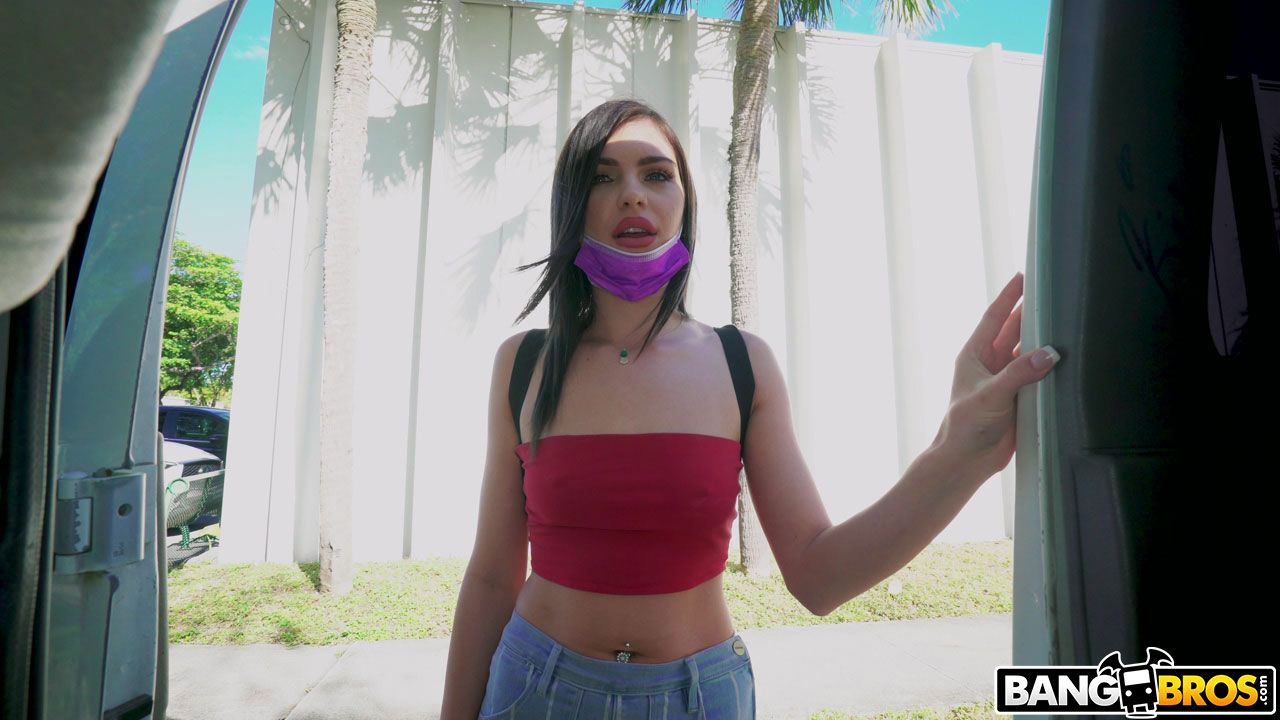 Baddie Fucks For Money