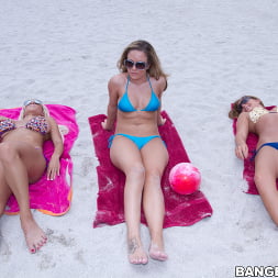 Beach Babes