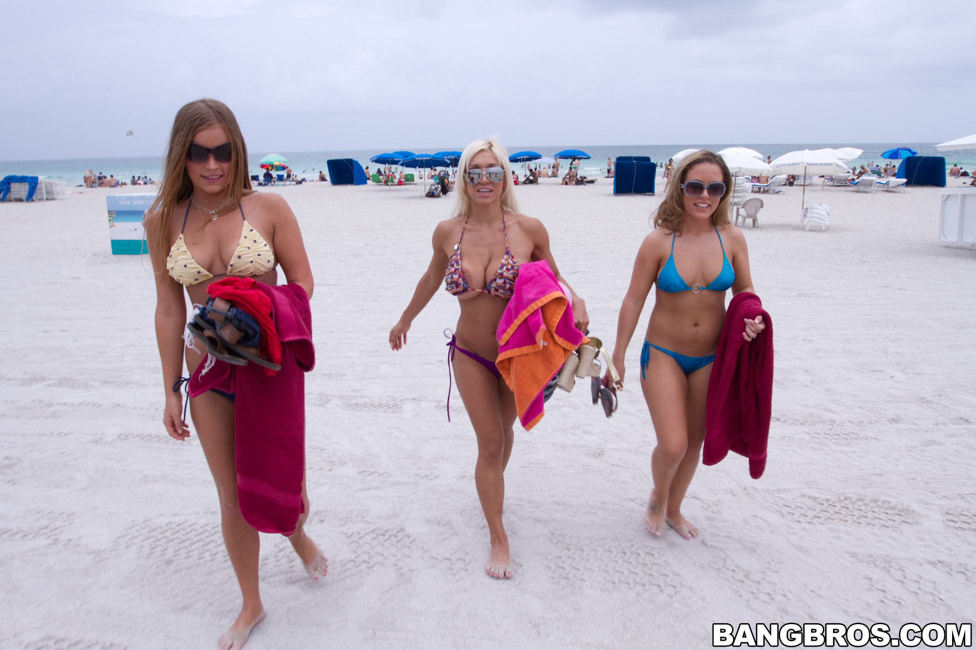 Beach Babes