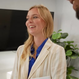 Realtor Loves Anal