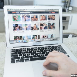Uma Jolie shows off her sex skills to get the job