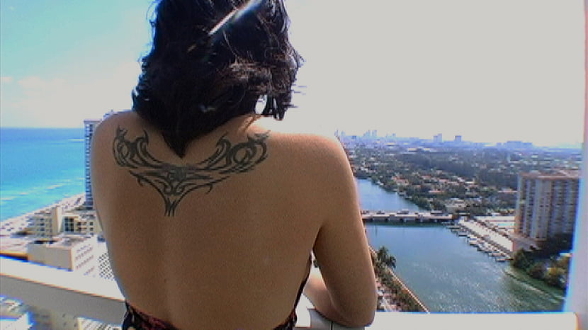 Big nice natural tits outdoors in public
