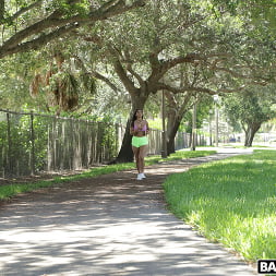 Violet Creampied By Jogging Partner