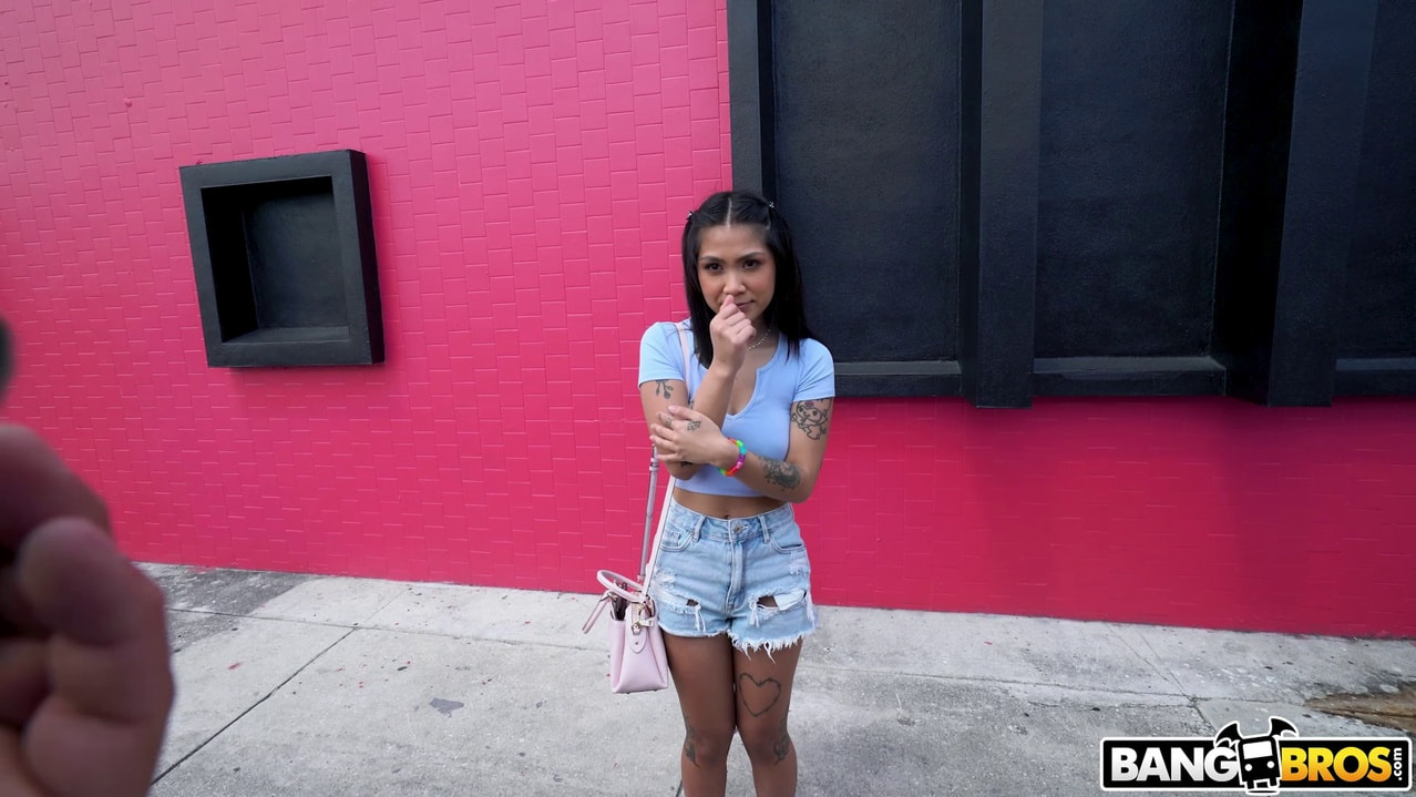 Rebellious Teen Fucks For Cash