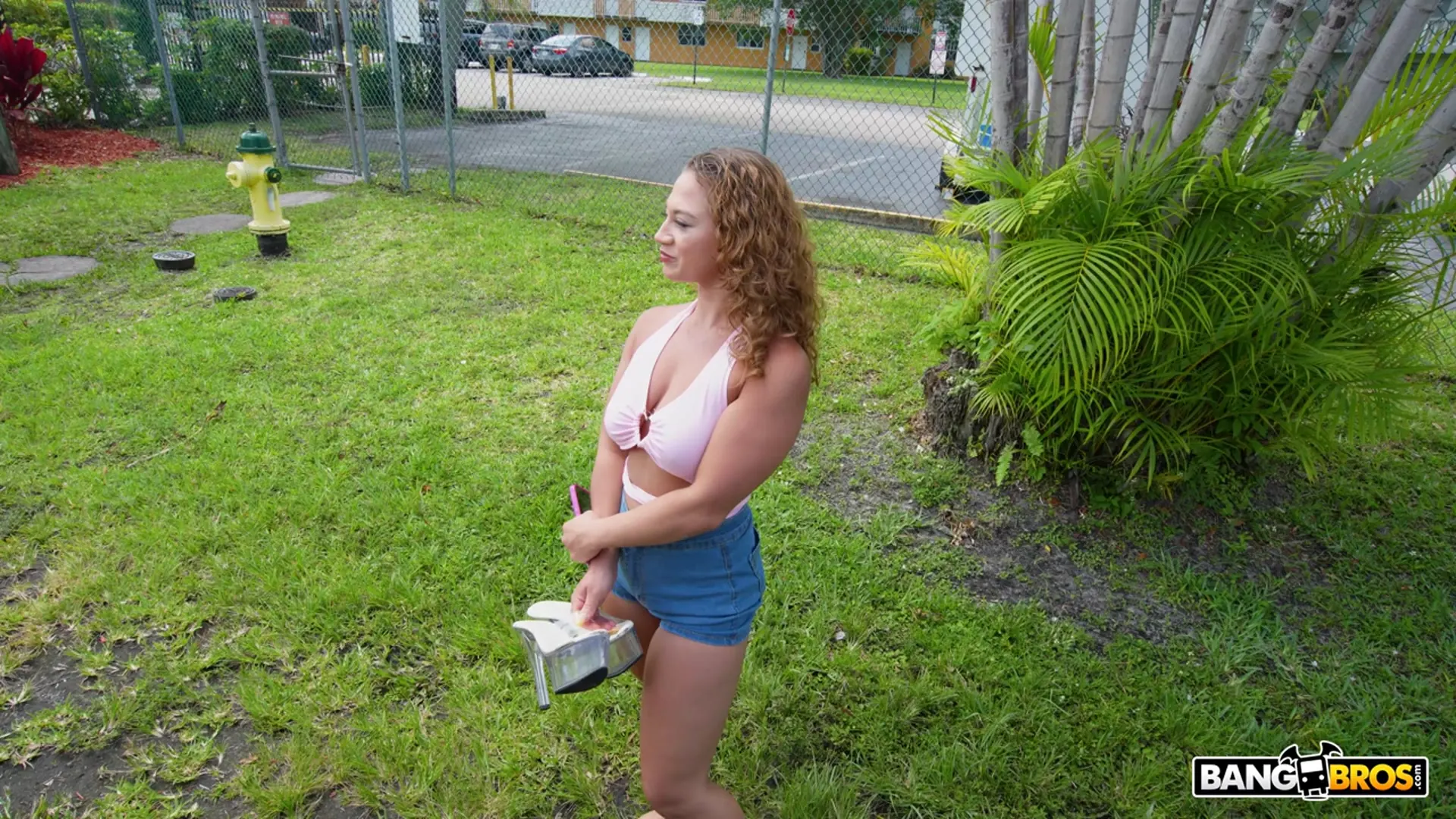 Zara Smith - Stuck Up Girl | Picture (141)