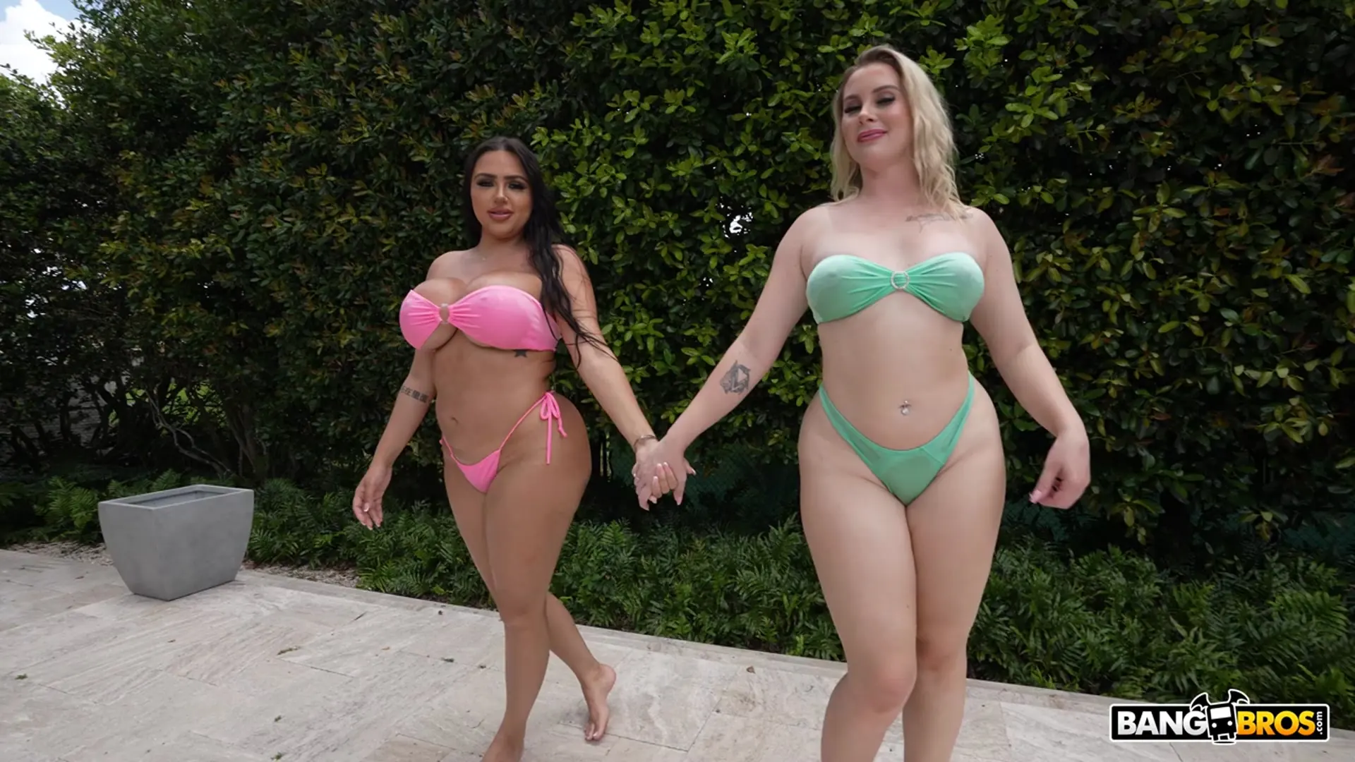 Zoey Foxx - Foxxxes On Parade! | Picture (150)